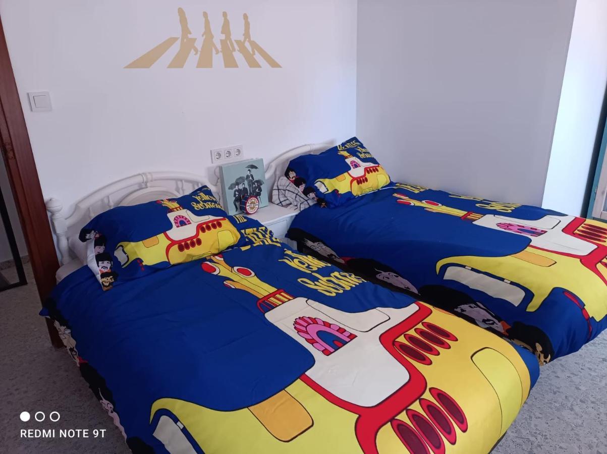 Pinos del Valle Casa Beatles Del Valle מראה חיצוני תמונה